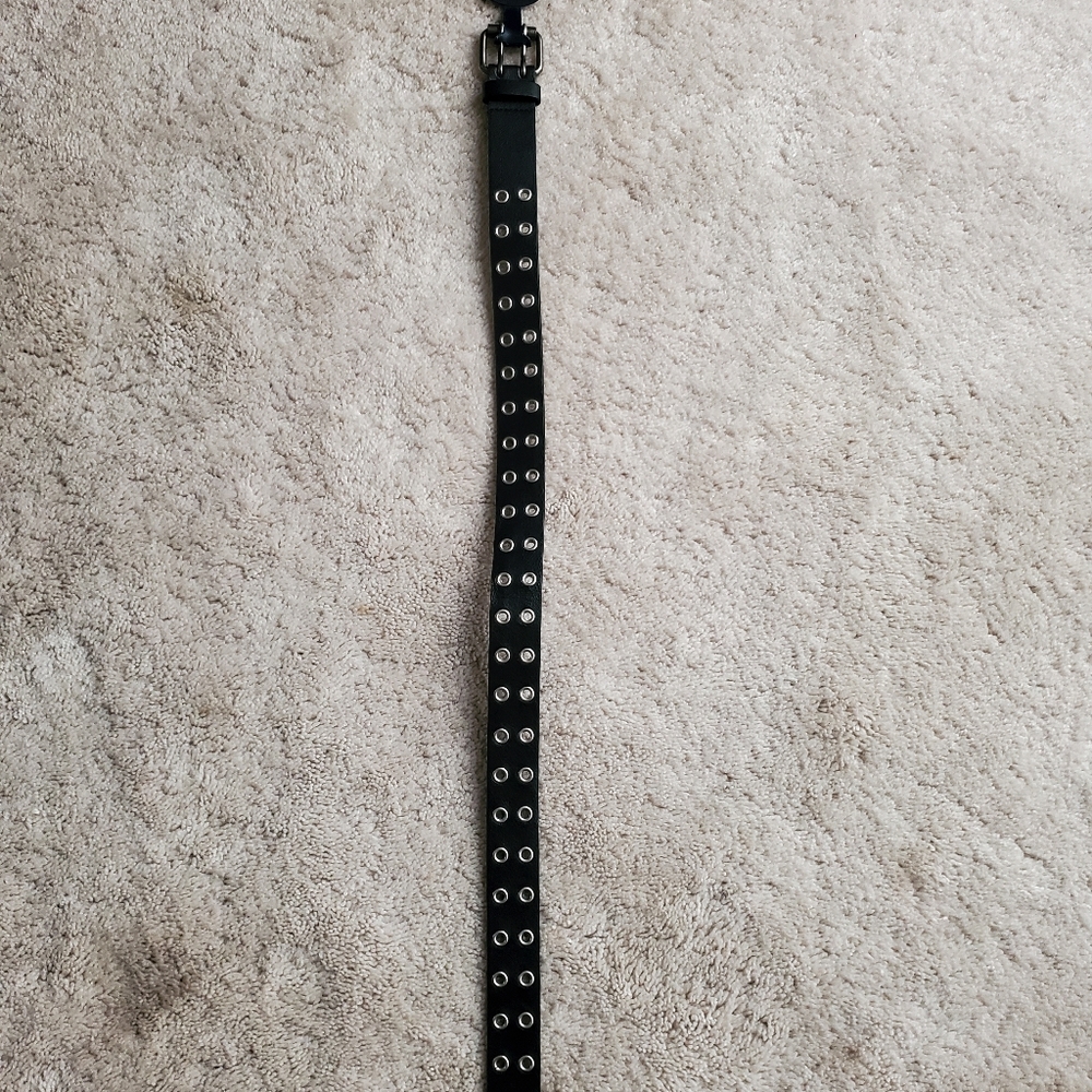 Boys Black Belt sz M (24-26)- New w/ tag